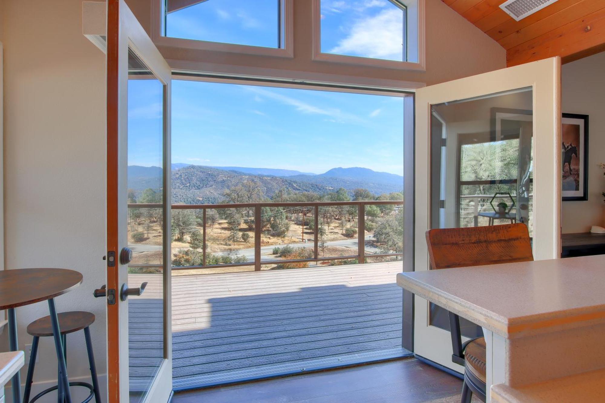 New! Yosemite Mountain Villa, Stunning Views -More Oakhurst Exterior photo