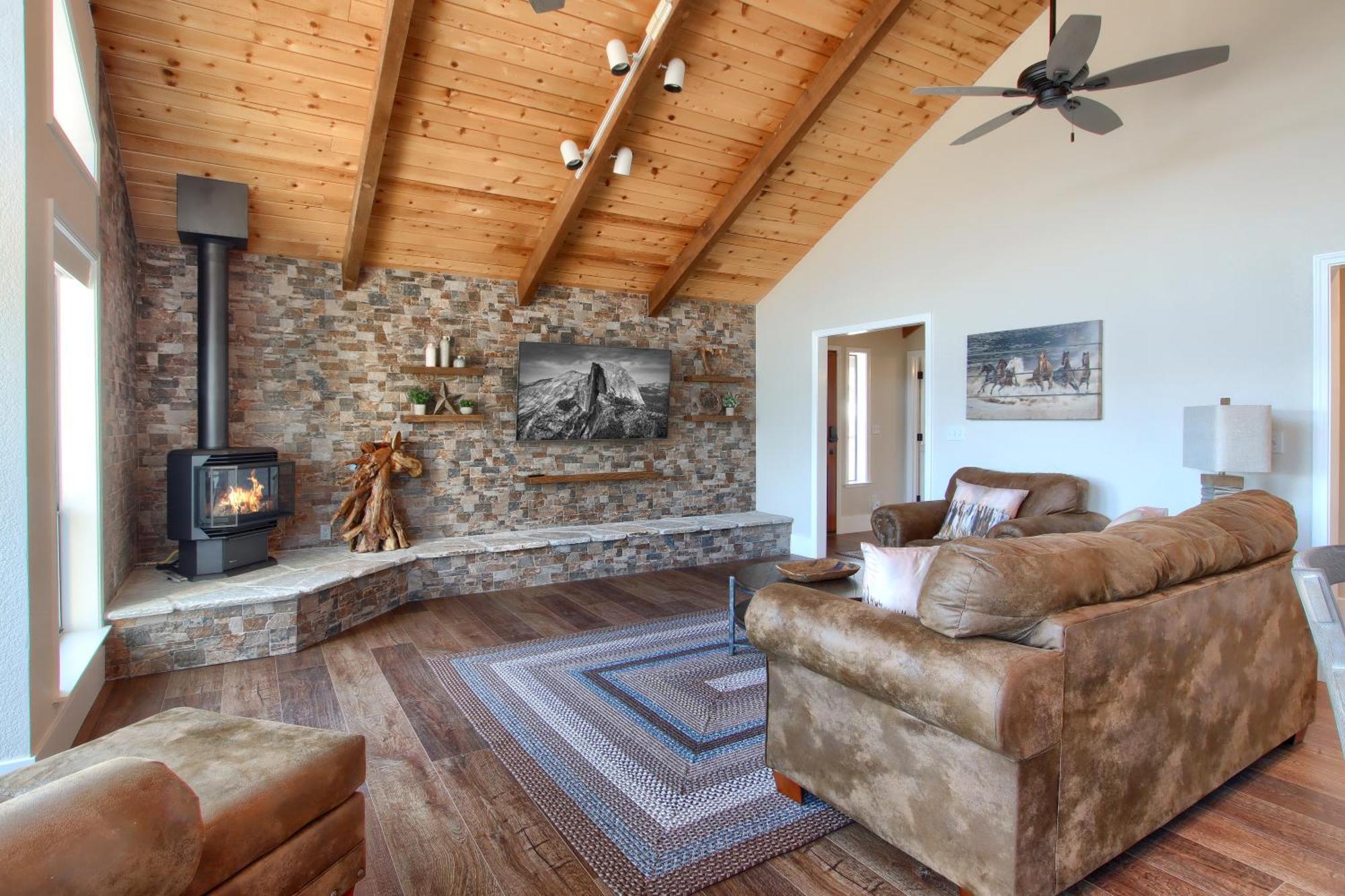 New! Yosemite Mountain Villa, Stunning Views -More Oakhurst Exterior photo